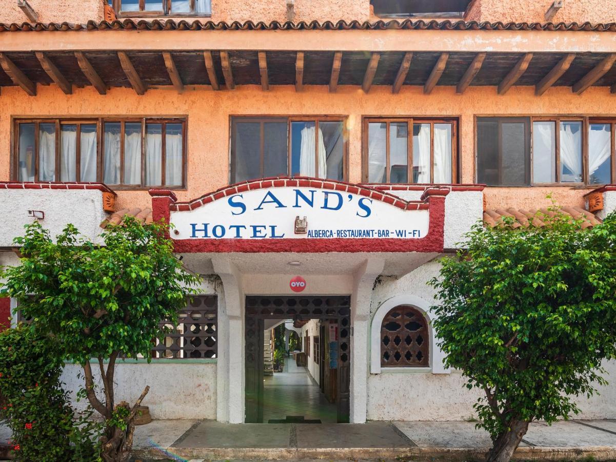 Oyo Hotel Sands Barra de Navidad Eksteriør bilde